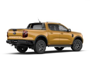 Ford P703 Ranger: gold rear quarter