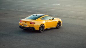 2023 Ford S650 Mustang: yellow rear angle