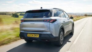 2024 Peugeot P74 5008: silver rear angle, driving