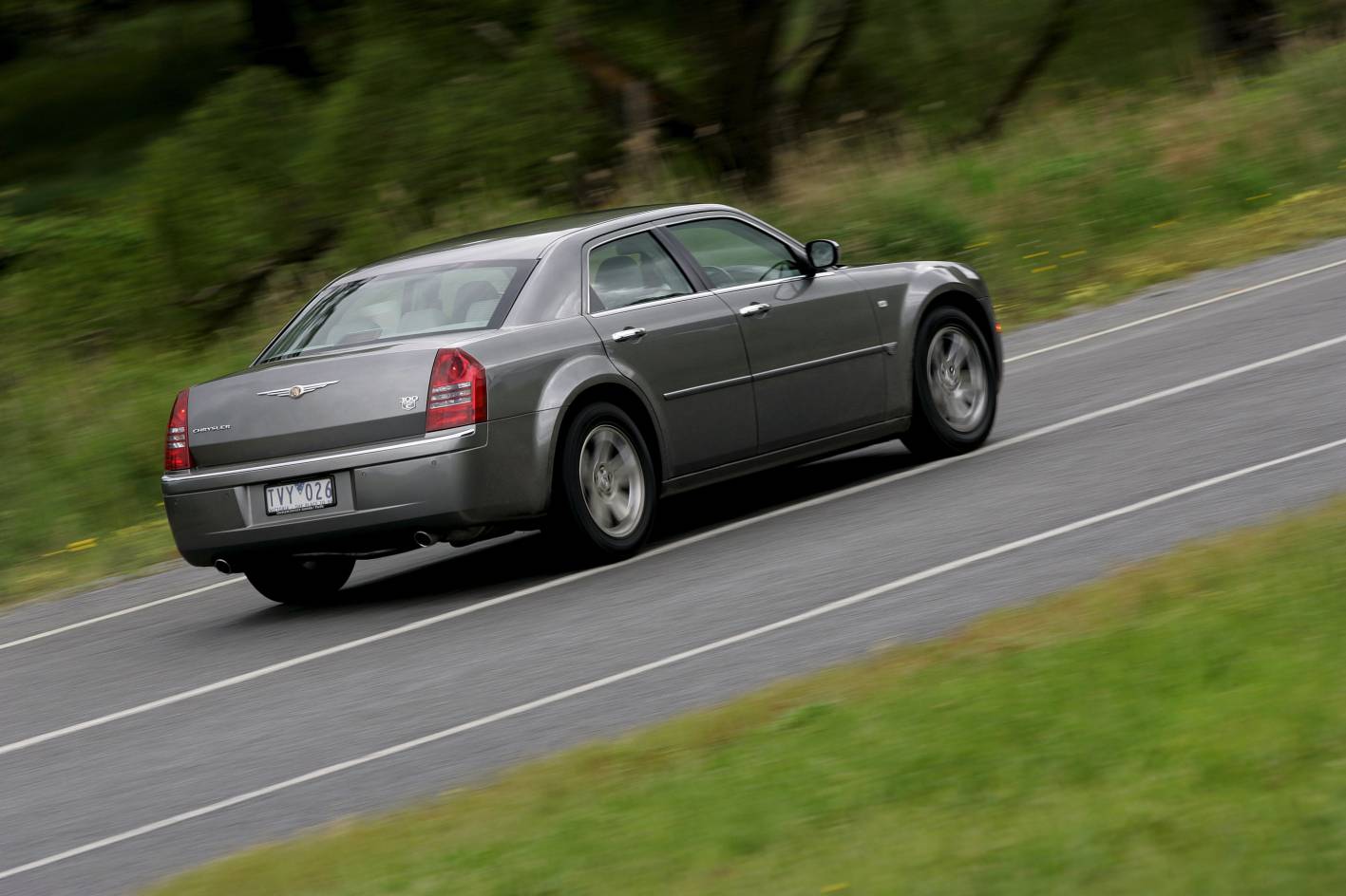 Chrysler 300C Hemi 、M5、3シリーズ CHRYSLER 300C 3.5 2005 S/N 268202 Used for sale