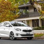 kia_rondo7_2013_ser1_08