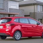 kia_rondo7_2013_ser2_02