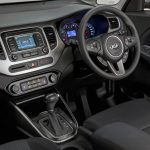 kia_rondo7_2013_ser2_03