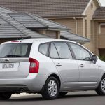 kia_rondo7_un_ser2_02