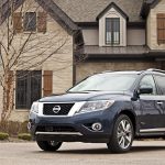 nissan_pathfinderhybrid_r52_ser1_01
