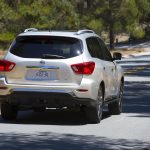 nissan_pathfinderhybrid_r52_ser2_03
